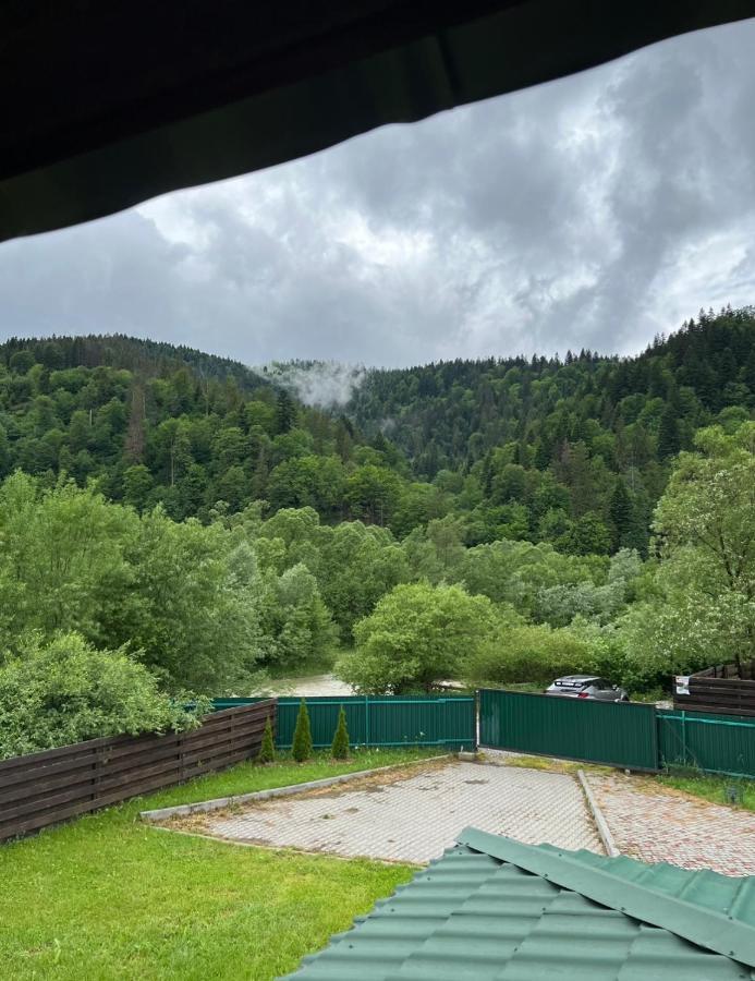 Veranda Mykulychyn Dış mekan fotoğraf