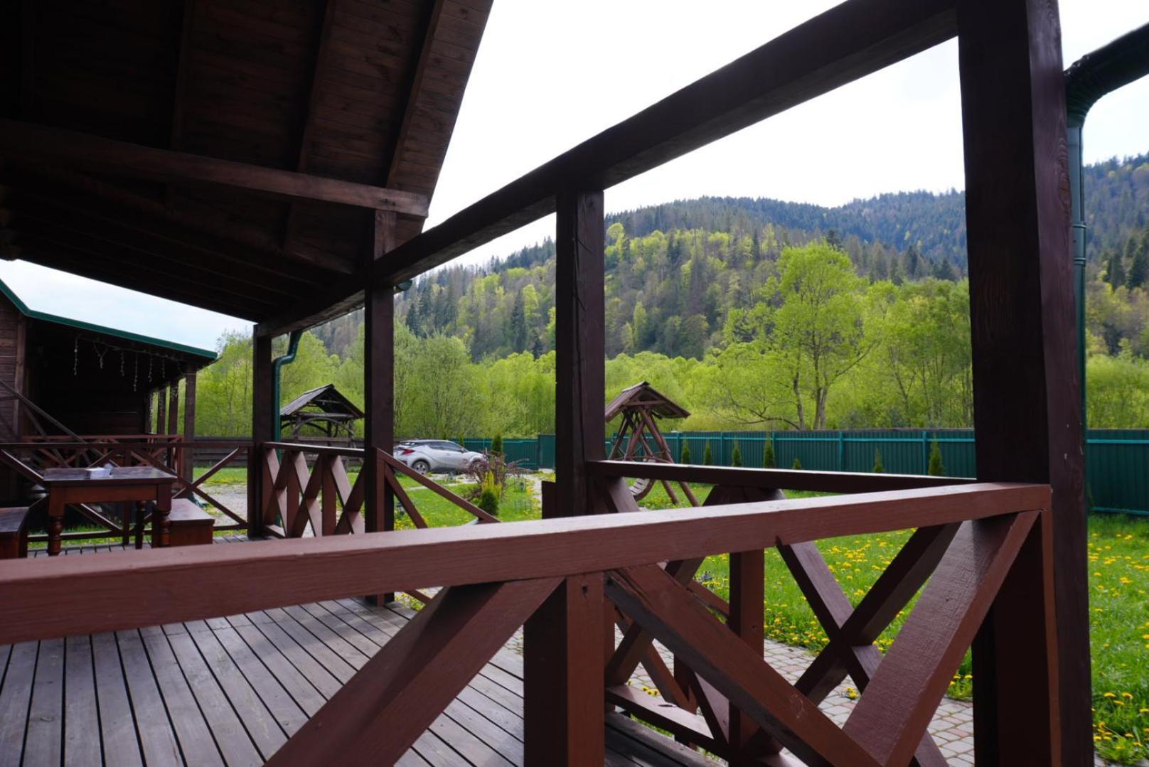 Veranda Mykulychyn Dış mekan fotoğraf